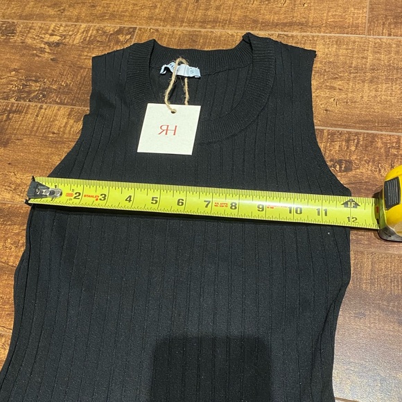 Rihoas Knit Midi Dress - Picture 8 of 8